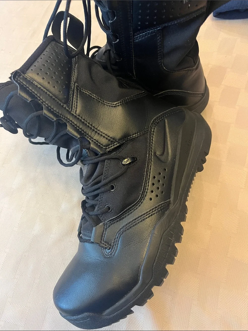 Nike Special Field System Men's Black Lace-Up Tactical Boots size 8